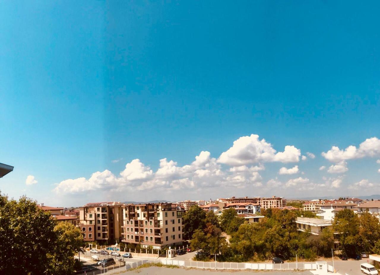 Oasis Suites Apartments And Studios Равда Экстерьер фото